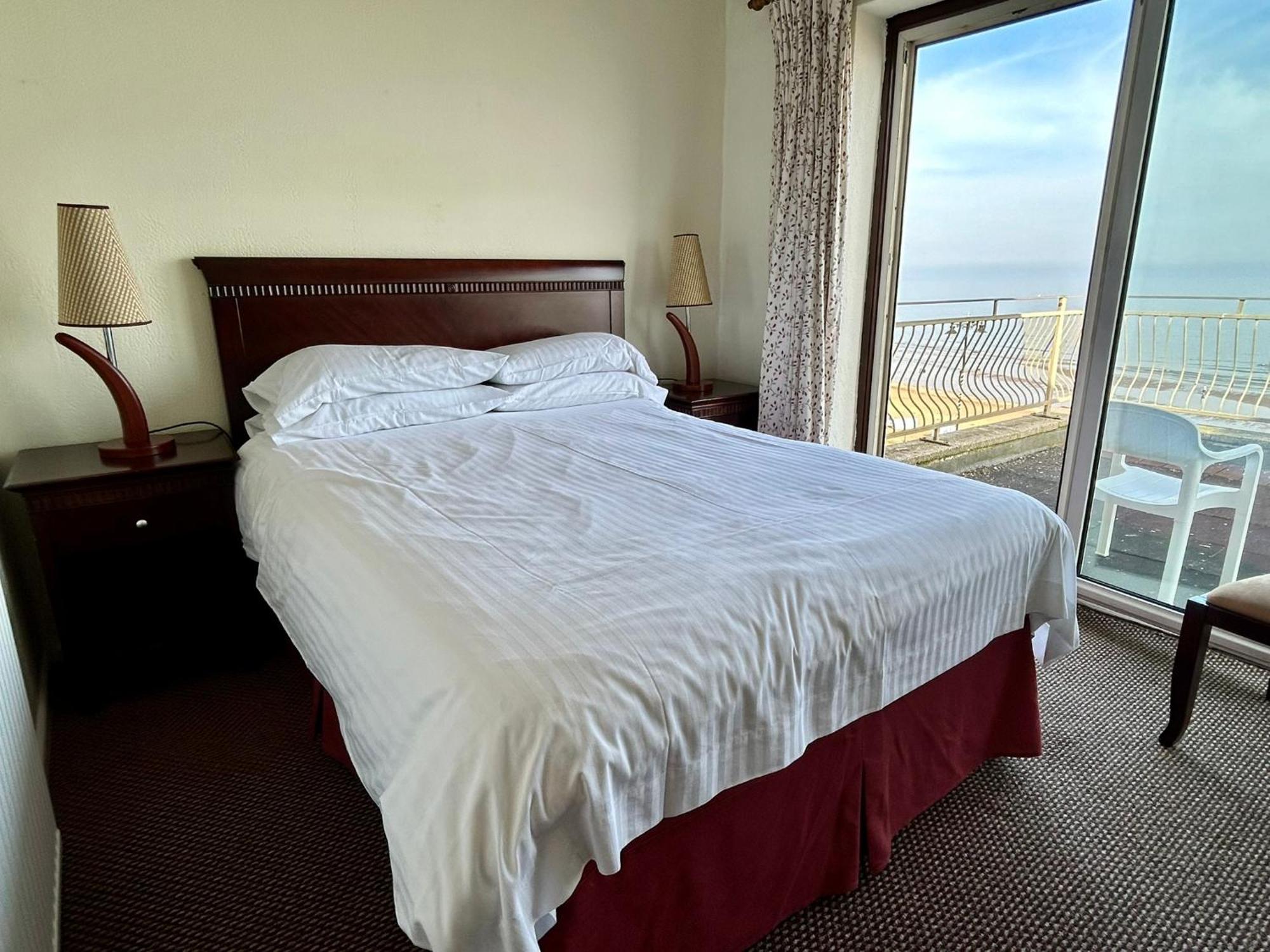 Bay View - Seafront, Sandown - Free Car Ferry For Bookings Of 3 Or More Nights, Subject To Availability Exterior photo